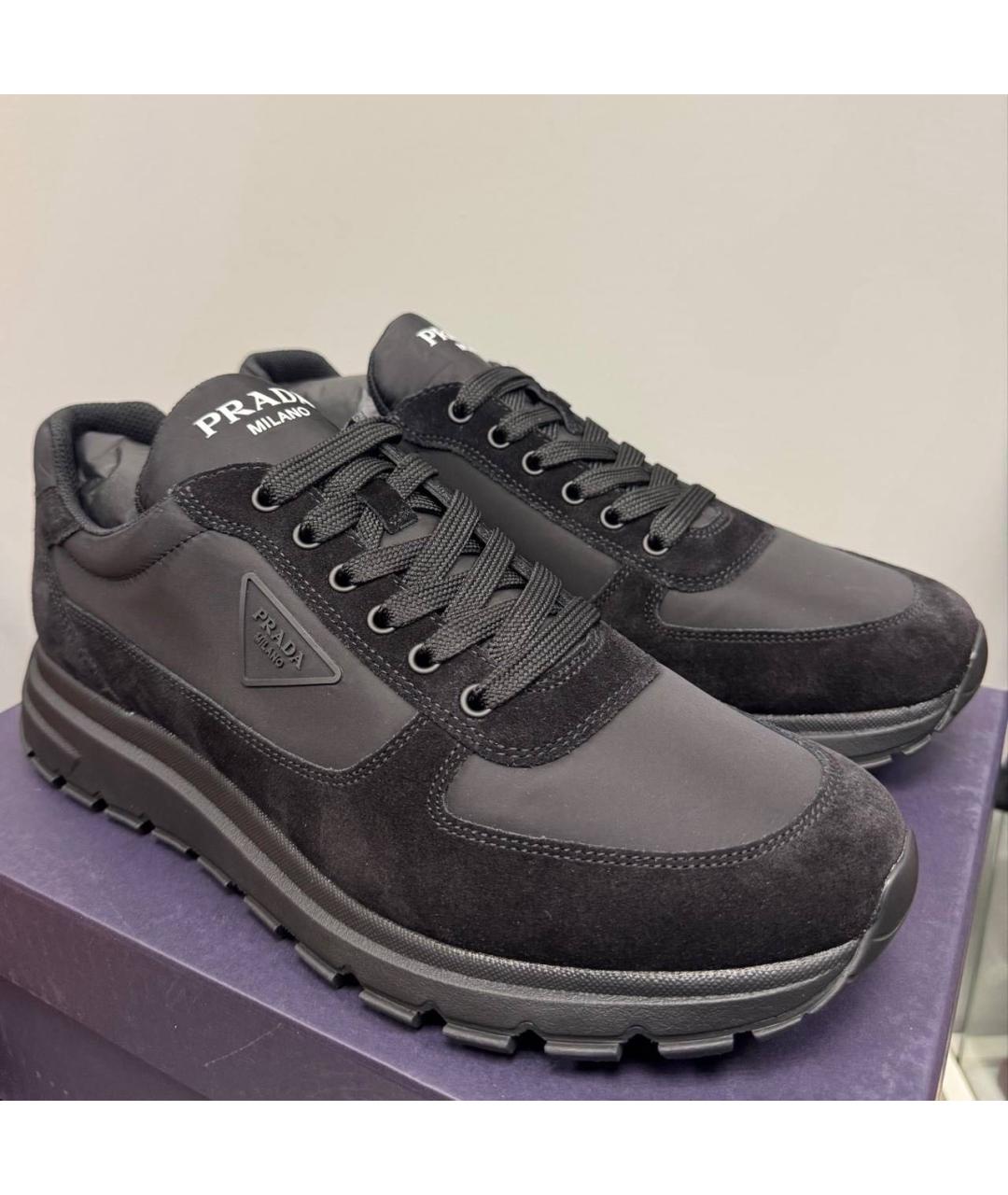 PRADA Черные замшевые низкие кроссовки / кеды, фото 5