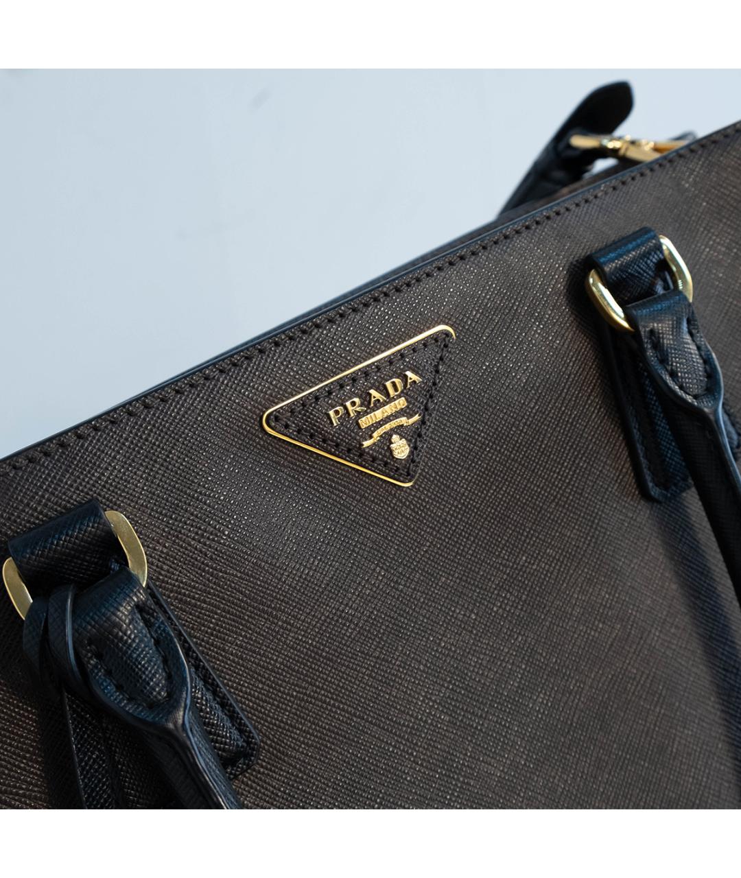 PRADA Коричневая кожаная сумка с короткими ручками, фото 4