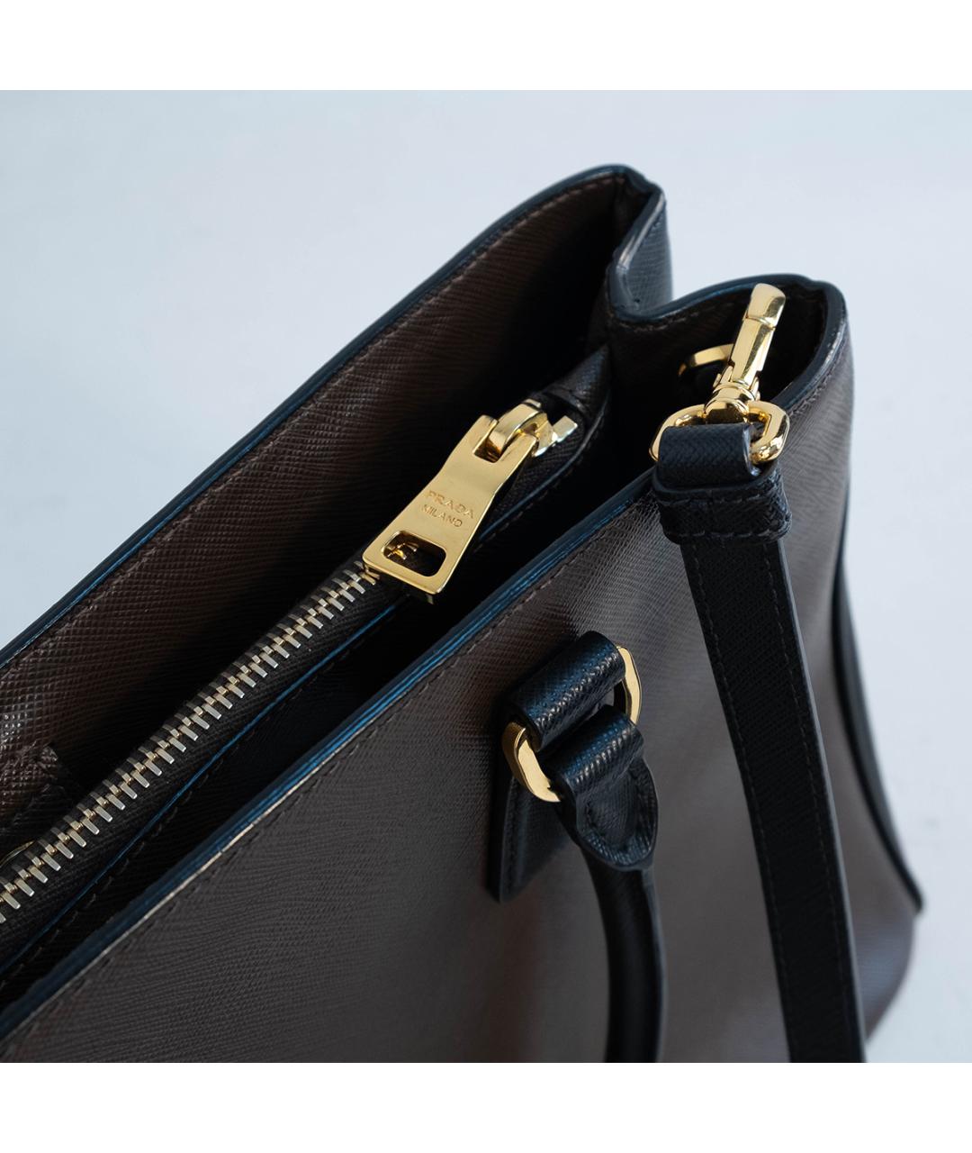 PRADA Коричневая кожаная сумка с короткими ручками, фото 5