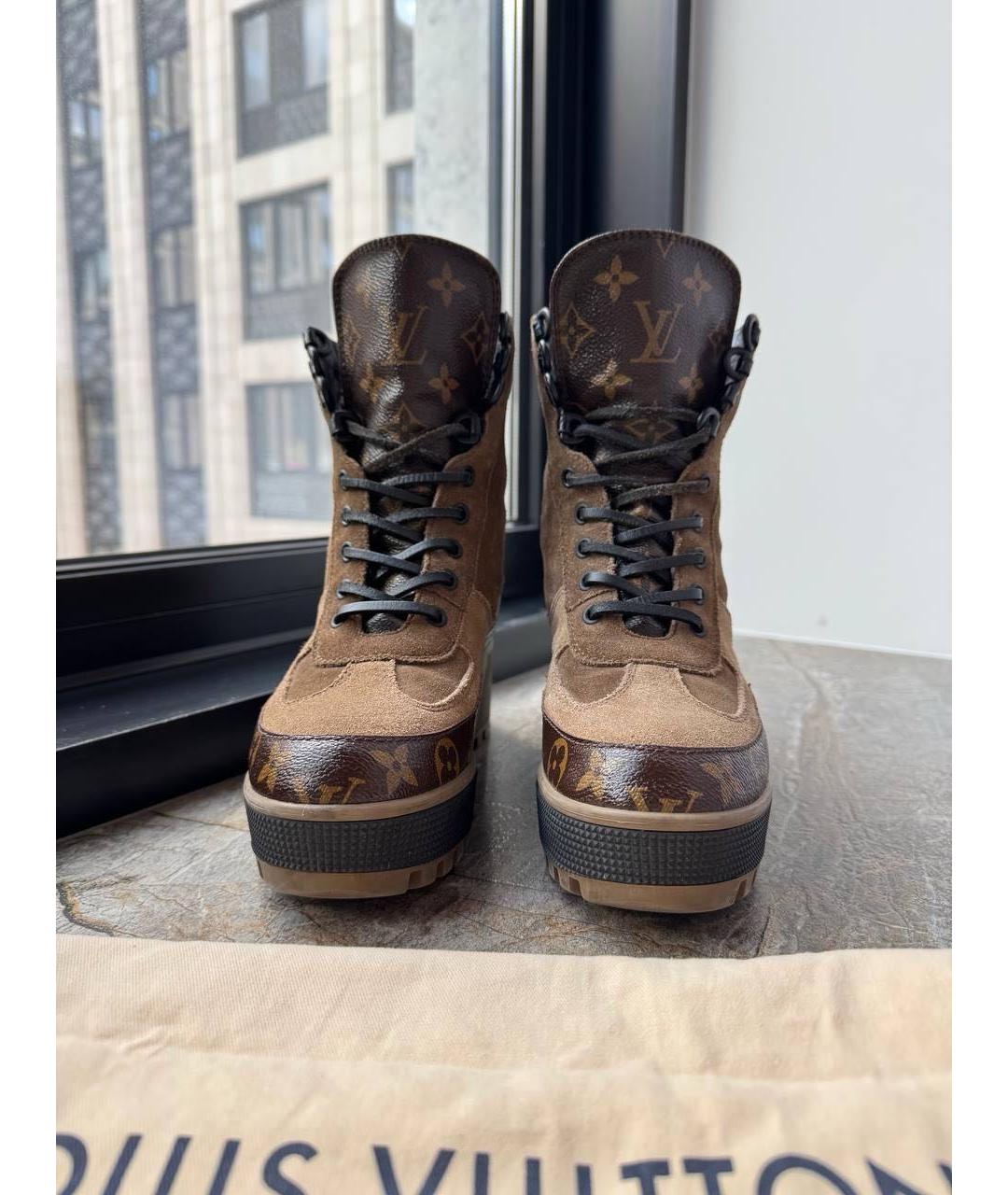 LOUIS VUITTON Коричневые замшевые ботинки, фото 2