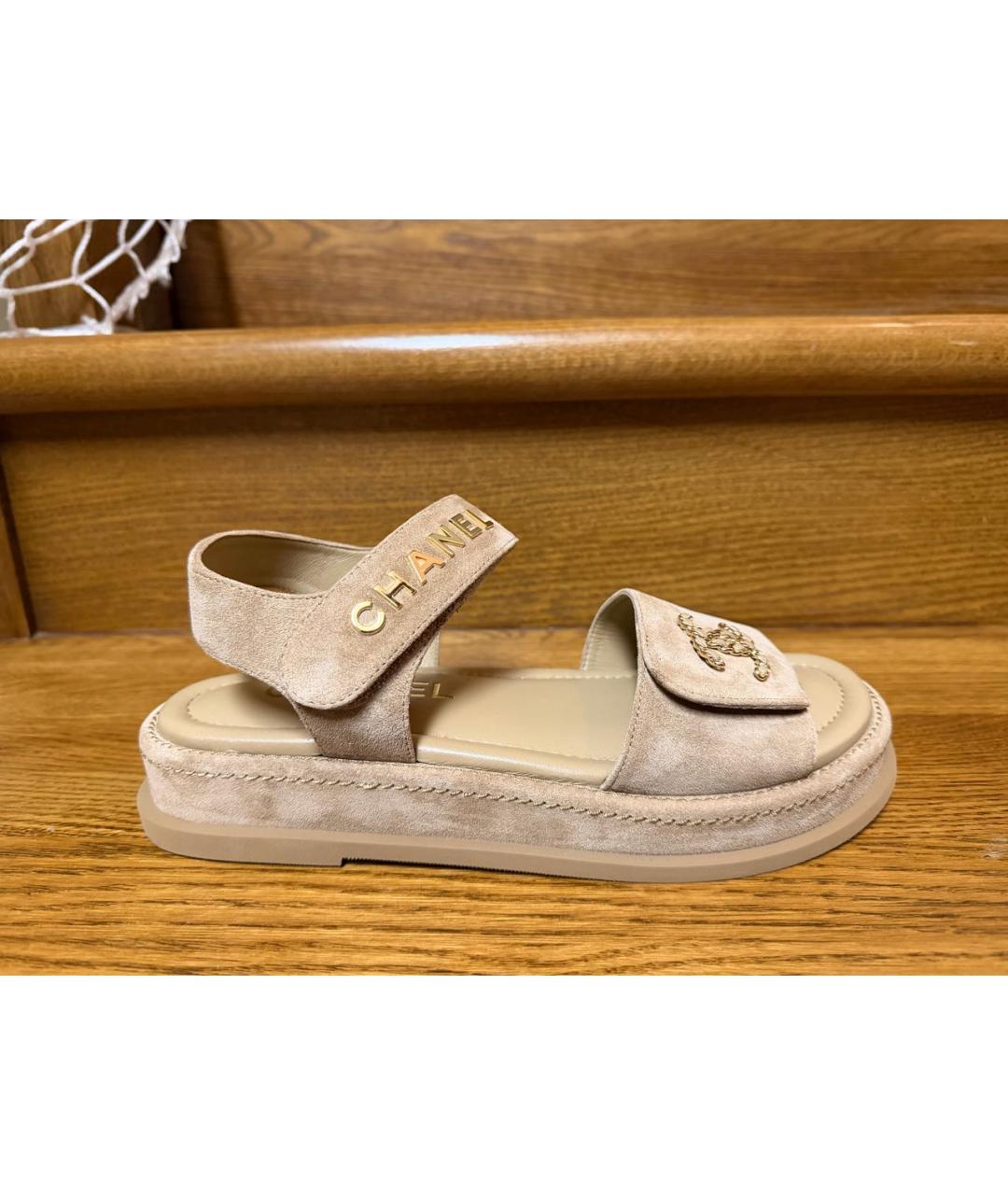 CHANEL Бежевые замшевые сандалии, фото 6