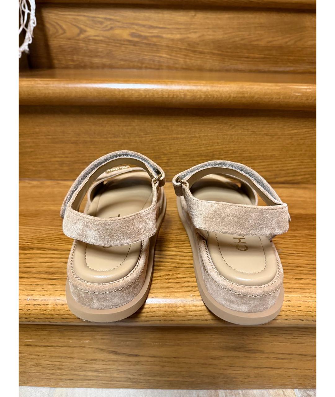 CHANEL Бежевые замшевые сандалии, фото 5