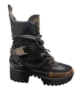 LOUIS VUITTON Ботинки