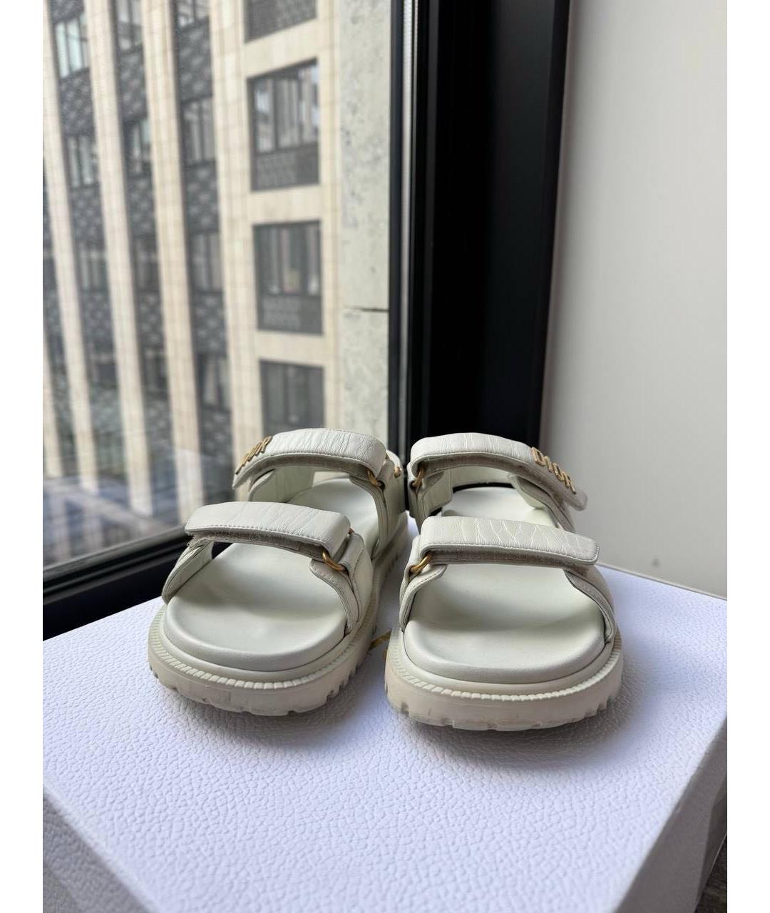 CHRISTIAN DIOR Белые кожаные сандалии, фото 2