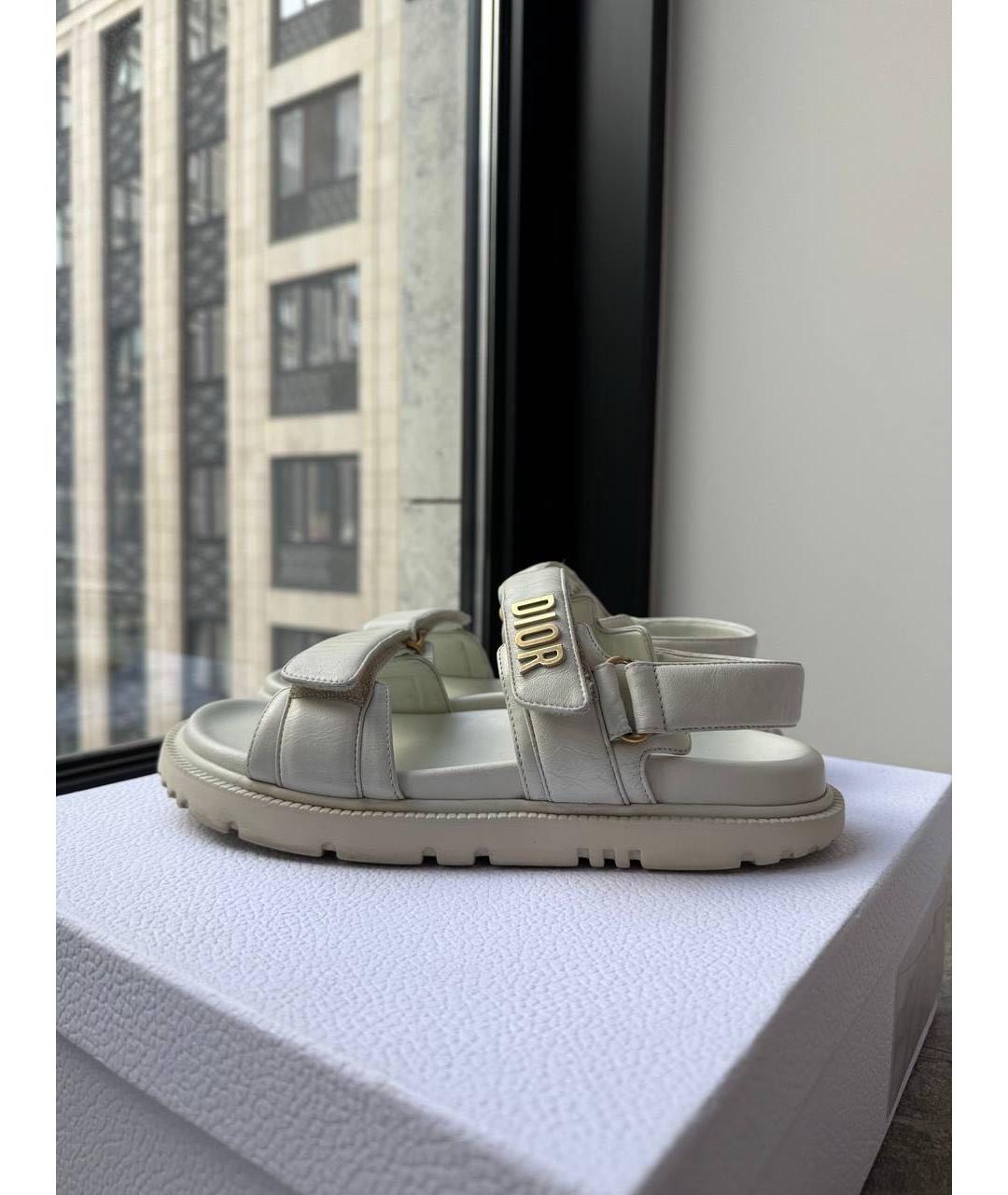 CHRISTIAN DIOR Белые кожаные сандалии, фото 8