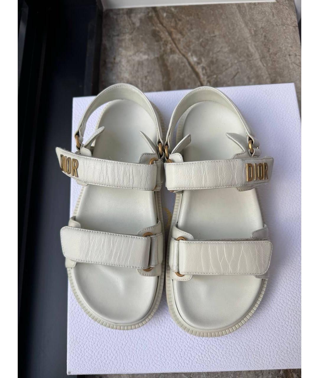 CHRISTIAN DIOR Белые кожаные сандалии, фото 3