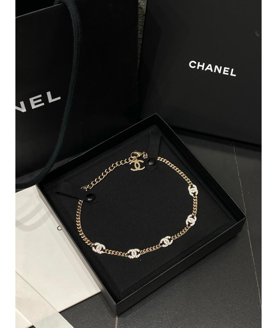 CHANEL Золотое металлическое колье, фото 3
