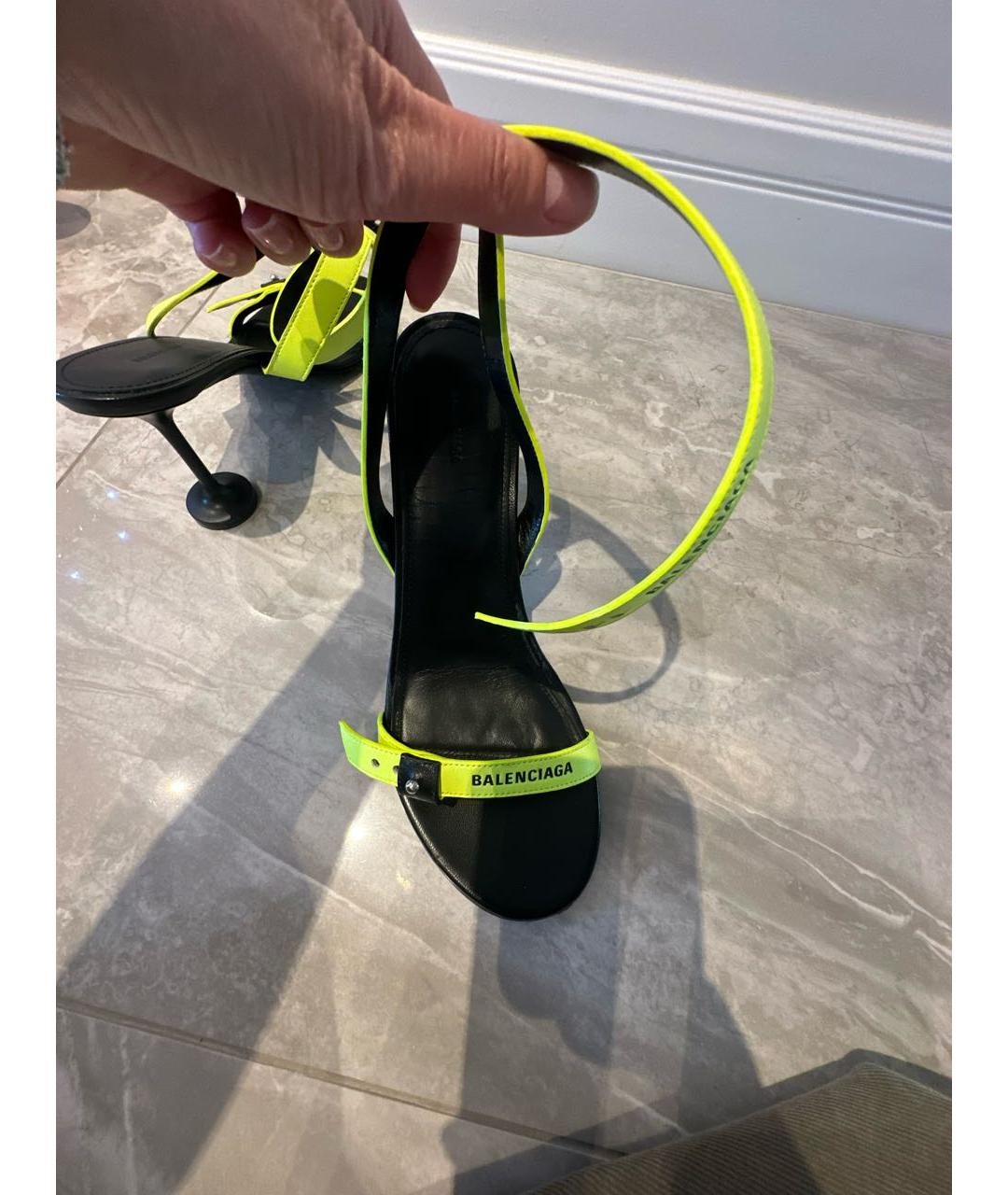 BALENCIAGA Желтые кожаные босоножки, фото 7