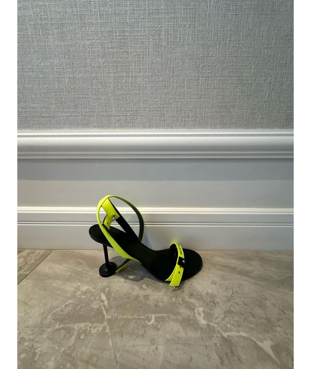 BALENCIAGA Желтые кожаные босоножки, фото 9