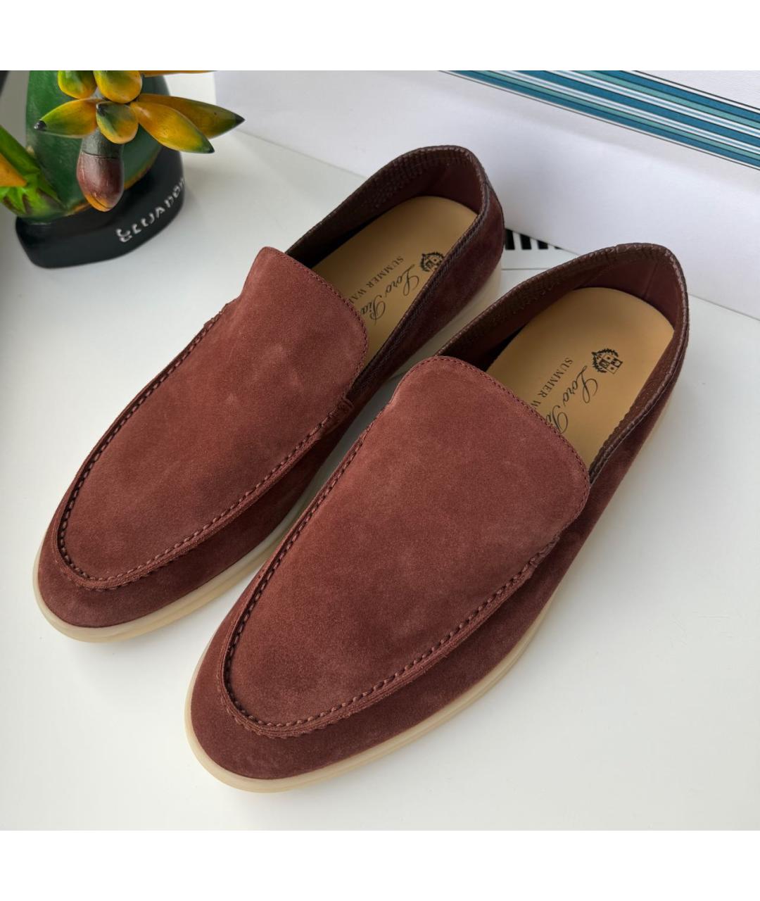 LORO PIANA Бордовые замшевые лоферы, фото 2