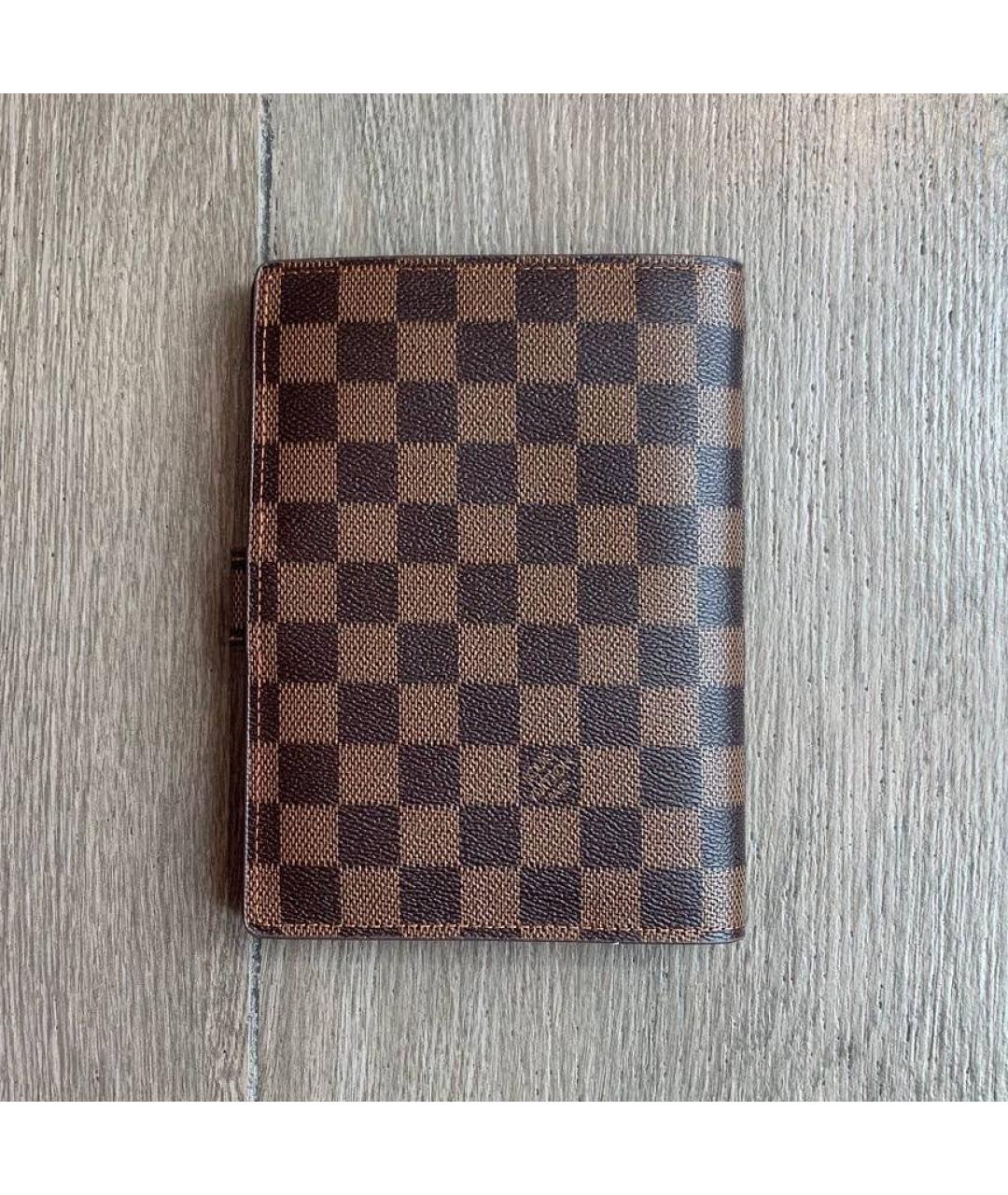 LOUIS VUITTON Книга, фото 2