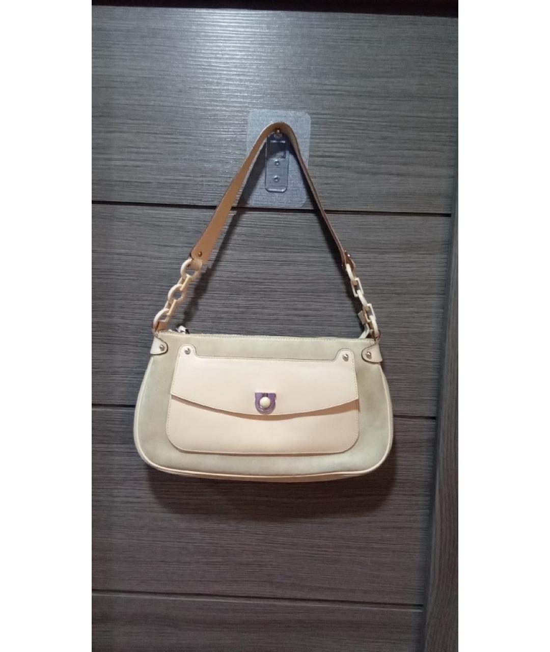 FERRAGAMO Бежевая замшевая сумка с короткими ручками, фото 6