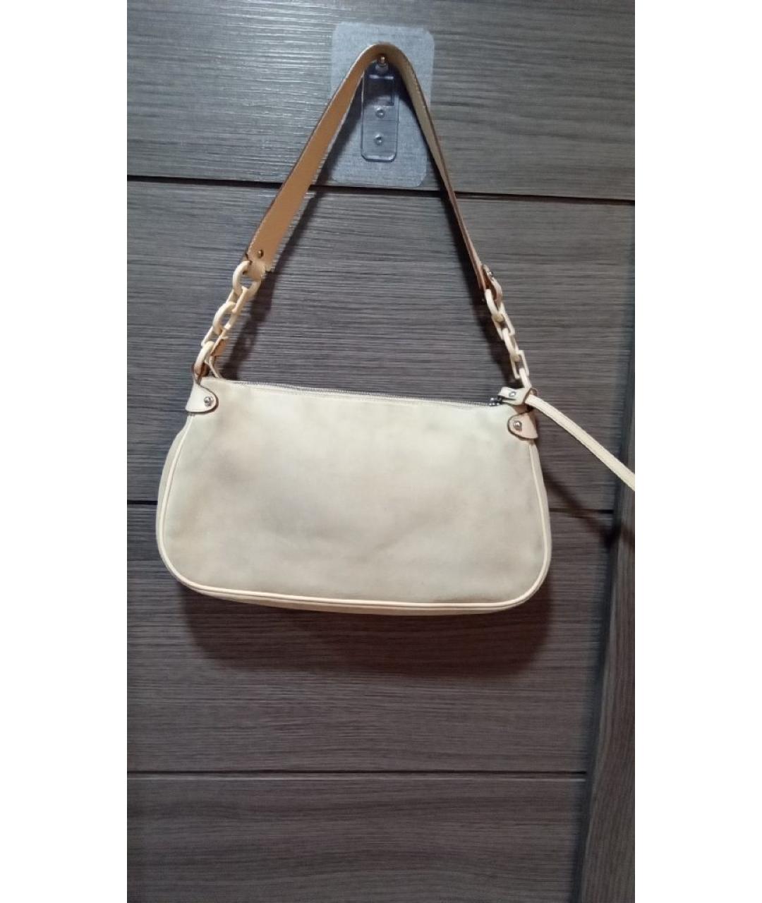 FERRAGAMO Бежевая замшевая сумка с короткими ручками, фото 3