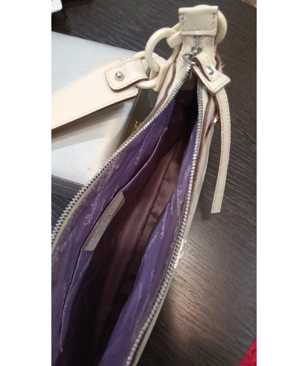 FERRAGAMO Бежевая замшевая сумка с короткими ручками, фото 4