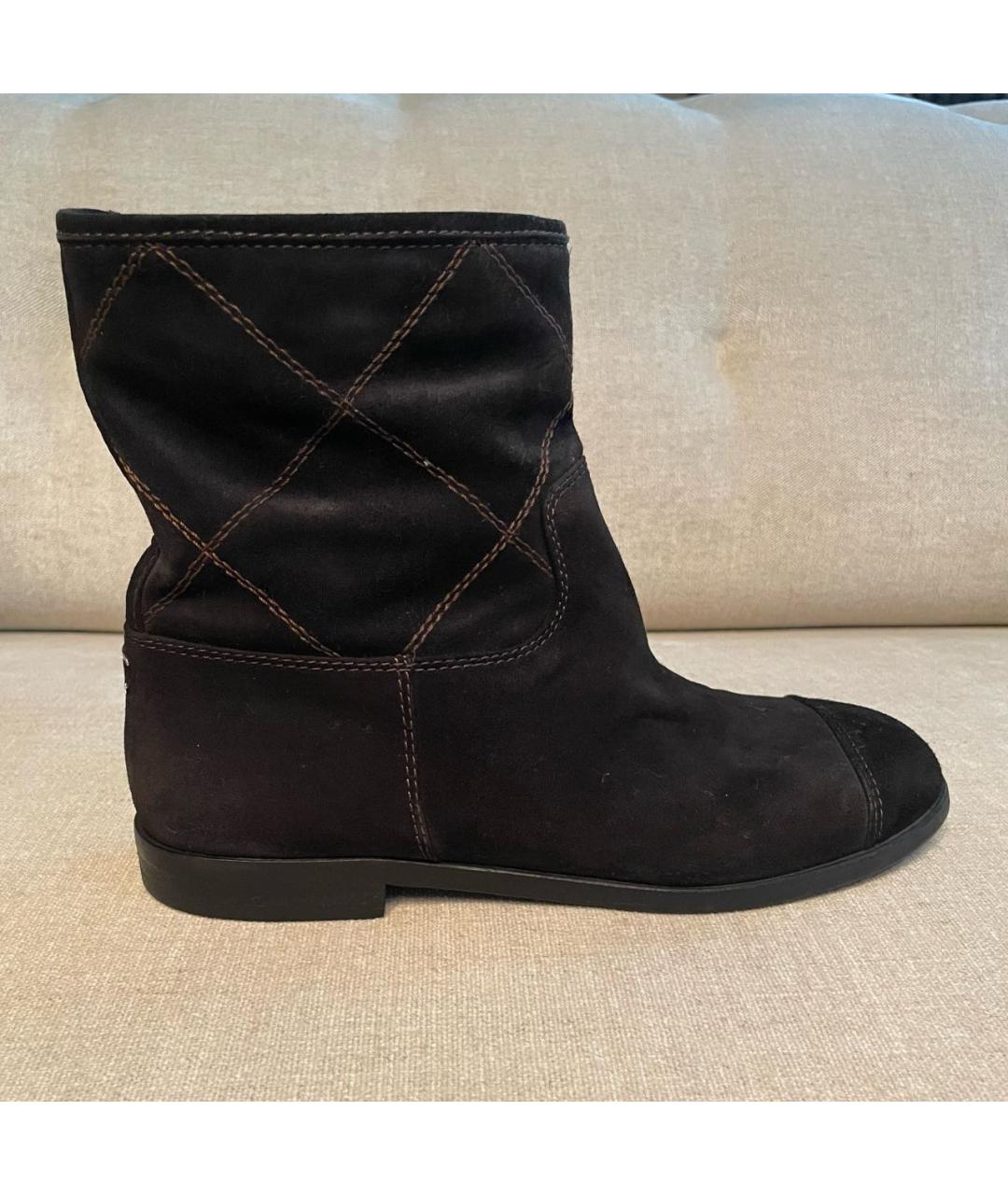 CHANEL Коричневые замшевые полусапоги, фото 6