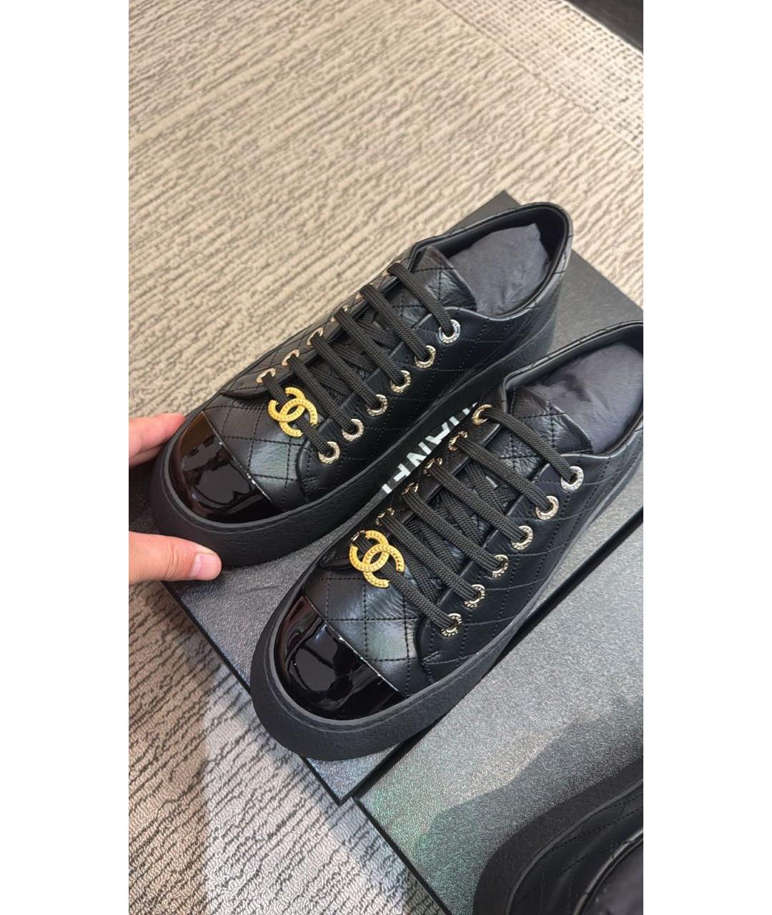 CHANEL Черные кожаные кеды, фото 2