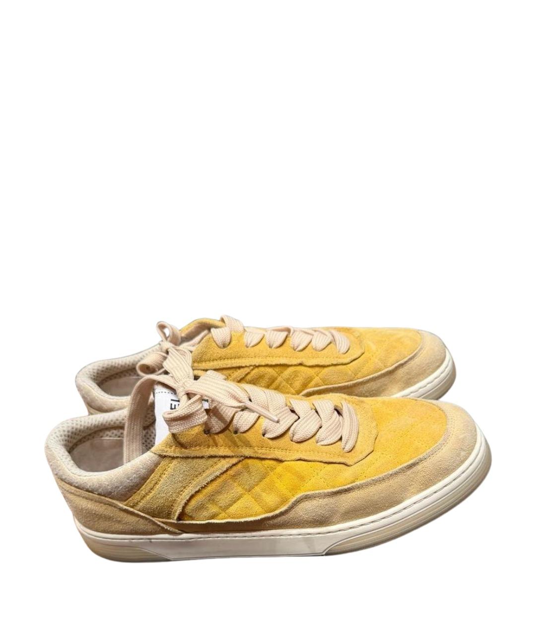 CHANEL Желтые замшевые кеды, фото 7