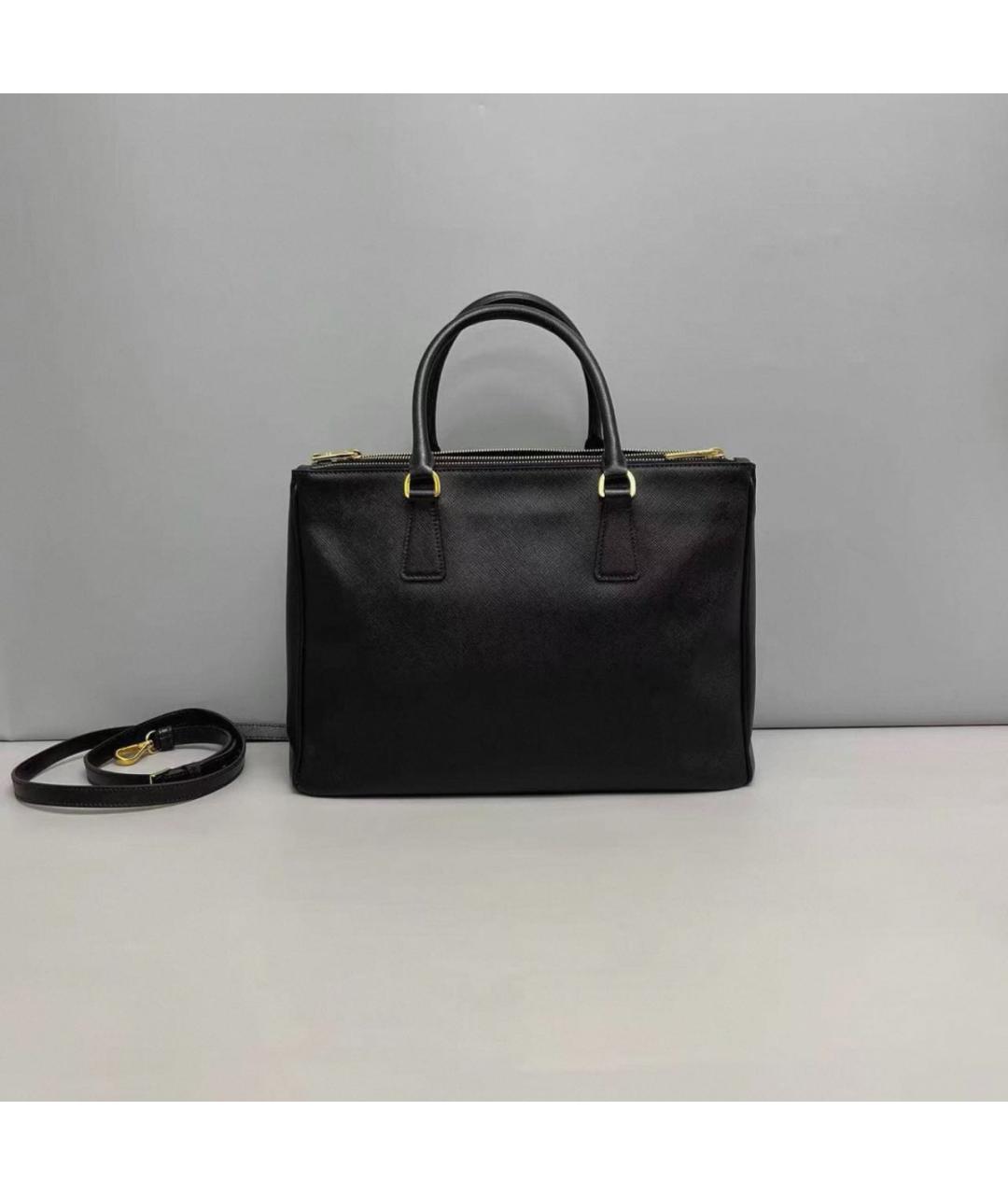 PRADA Черная кожаная сумка тоут, фото 2