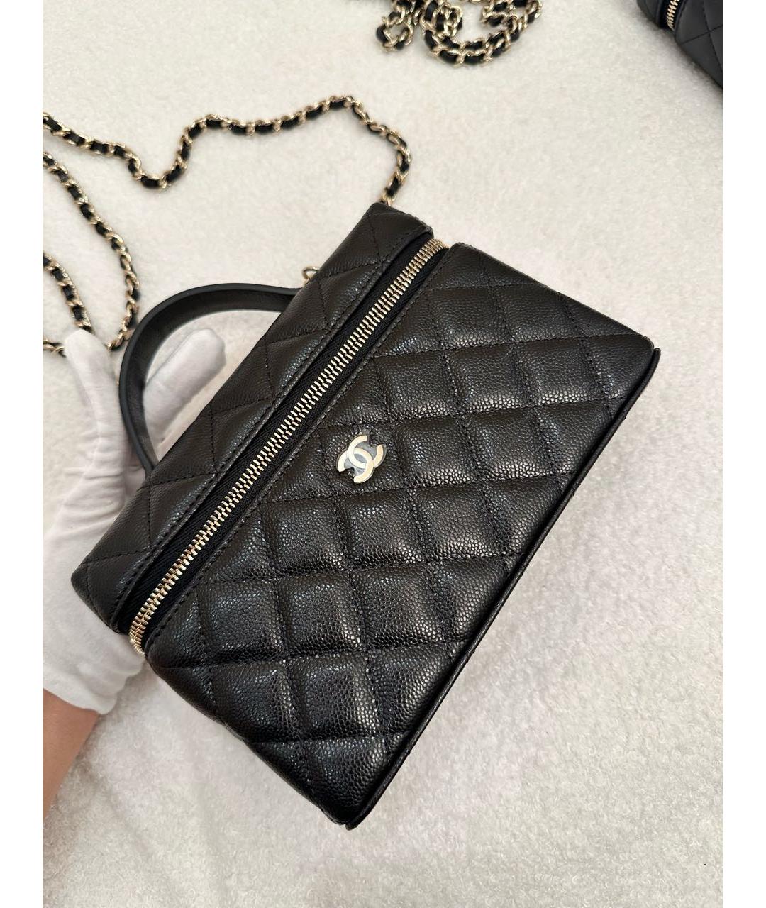 CHANEL Черная кожаная сумка с короткими ручками, фото 5