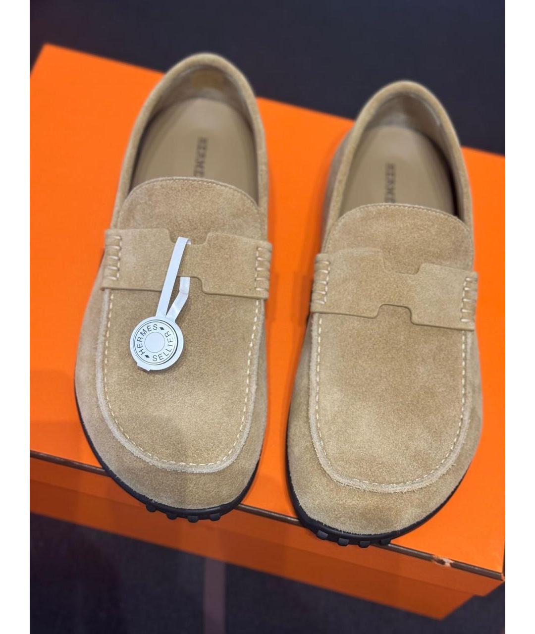HERMES Бежевые замшевые лоферы, фото 3