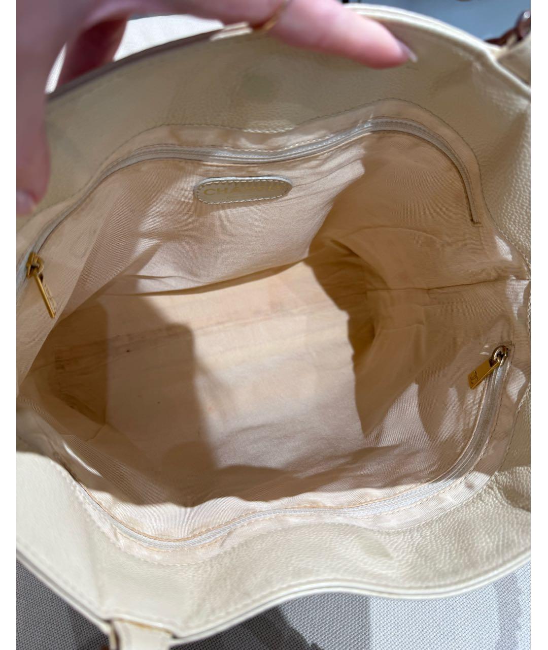 CHANEL Бежевая кожаная сумка через плечо, фото 6