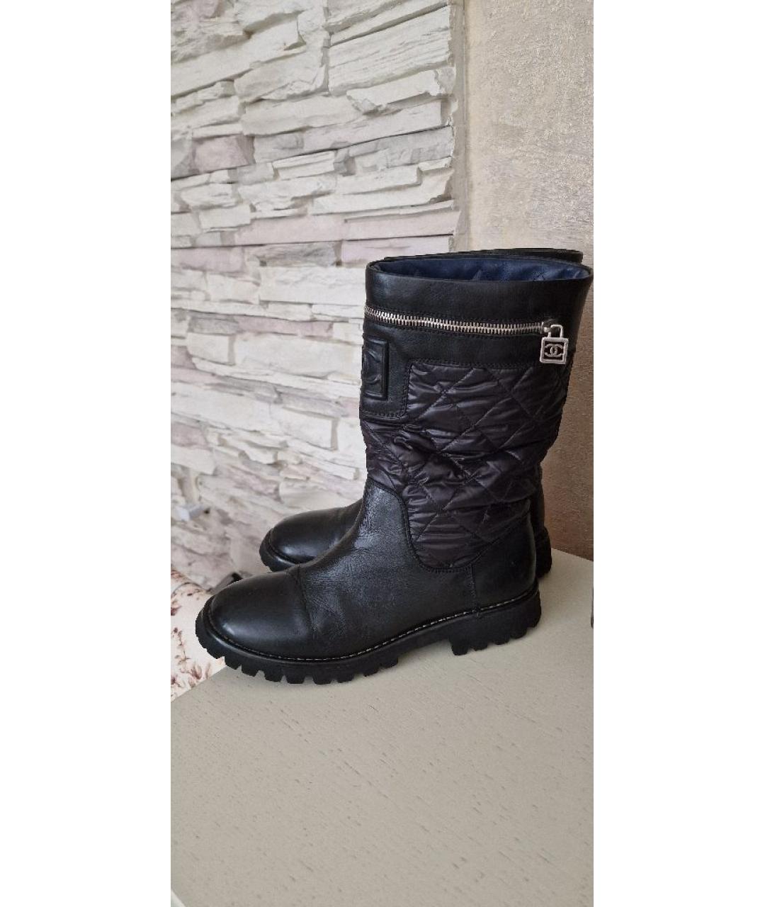 CHANEL Черные кожаные сапоги, фото 3