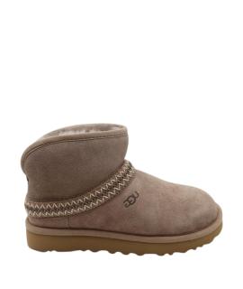 UGG AUSTRALIA Ботинки