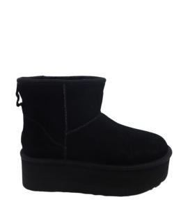 UGG AUSTRALIA Ботинки