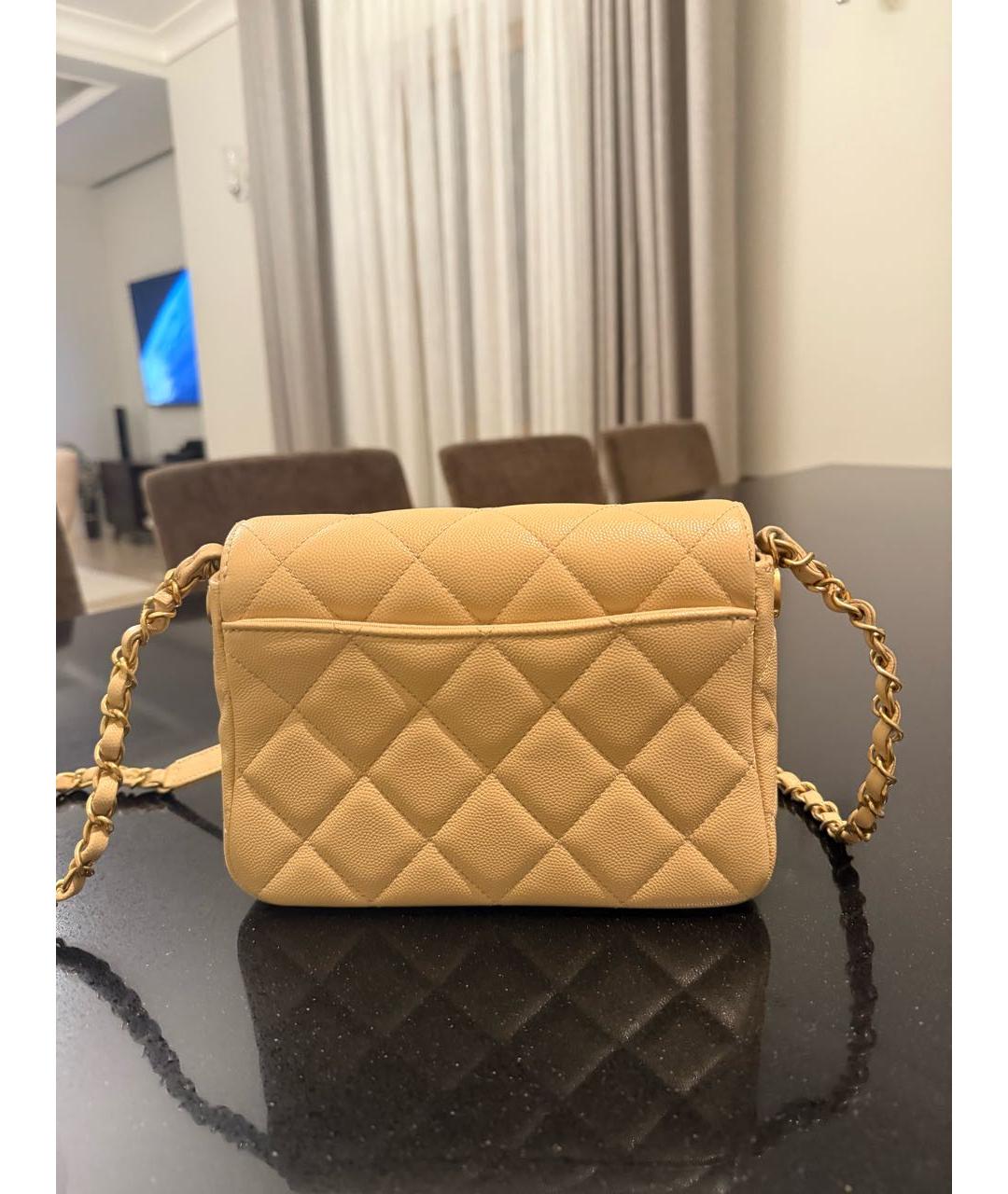 CHANEL Бежевая кожаная сумка через плечо, фото 3