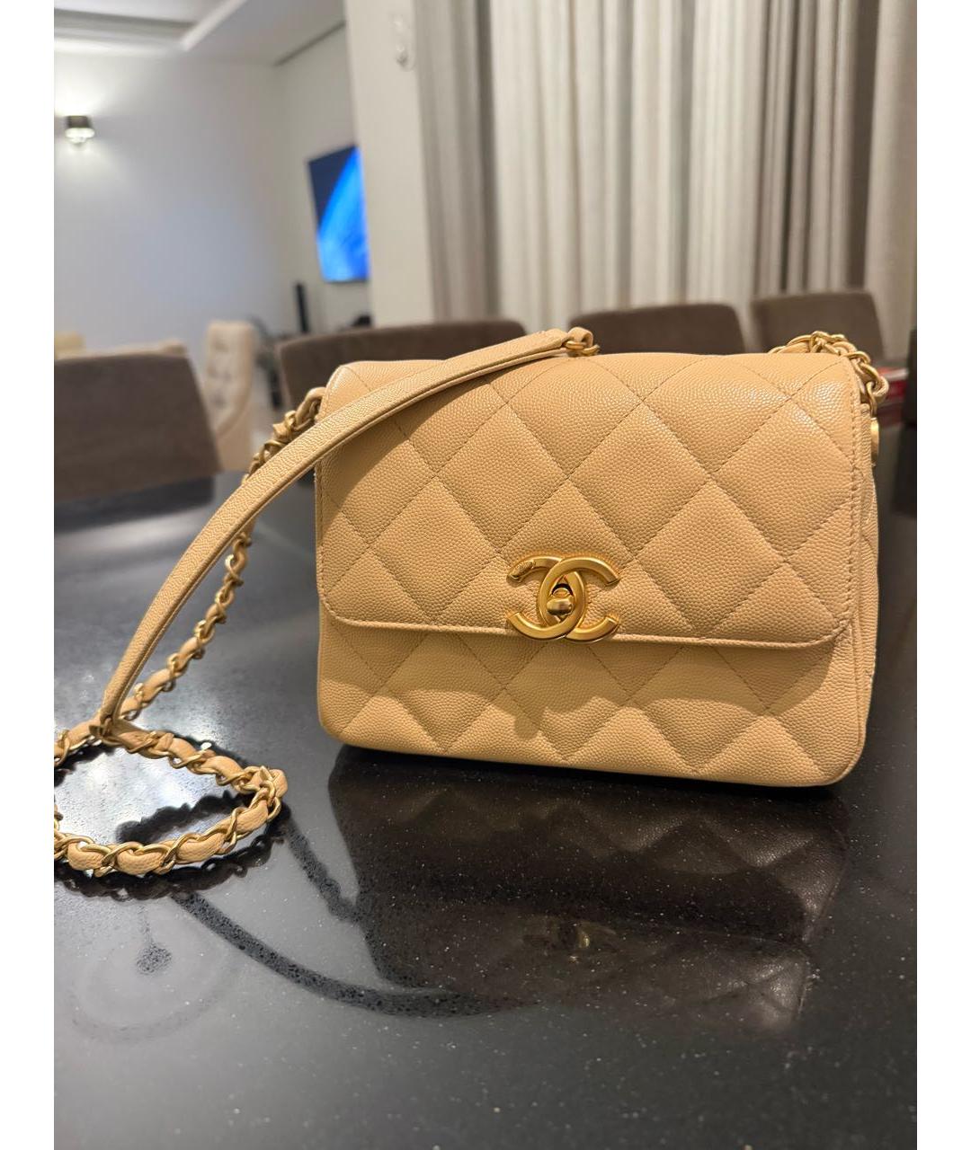 CHANEL Бежевая кожаная сумка через плечо, фото 2