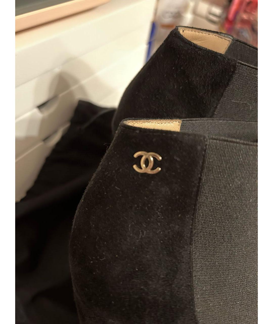 CHANEL Черные замшевые ботильоны, фото 3