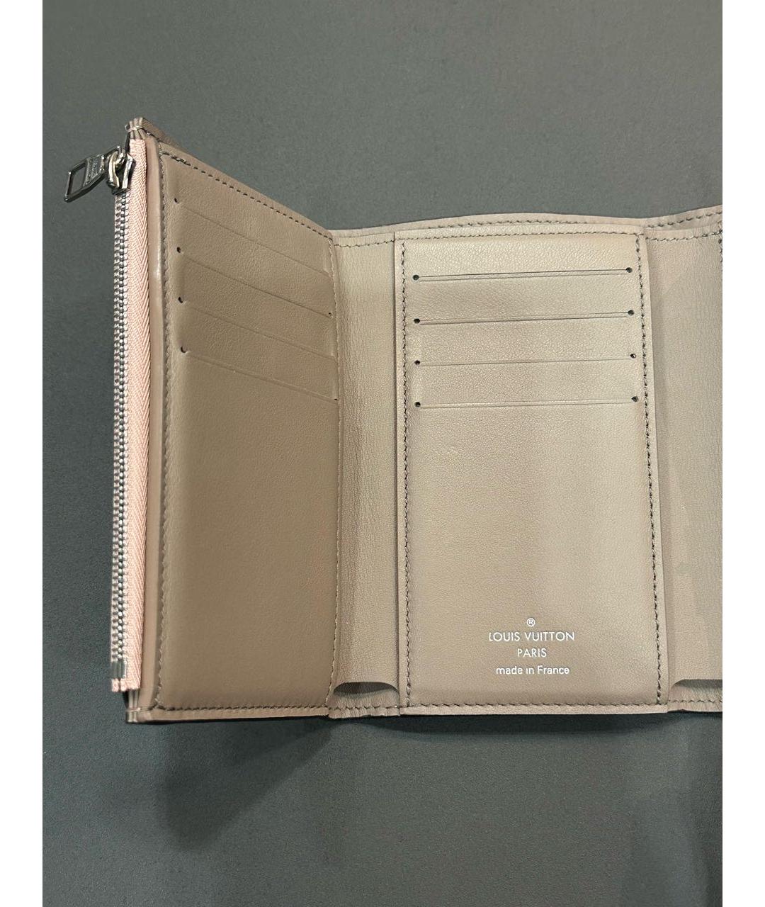 LOUIS VUITTON Розовый кожаный кошелек, фото 4