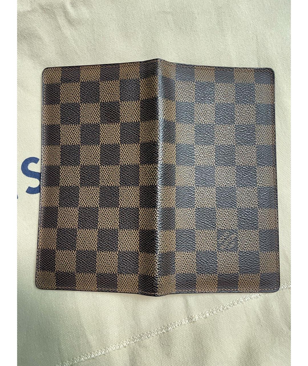 LOUIS VUITTON Коричневый кошелек, фото 3