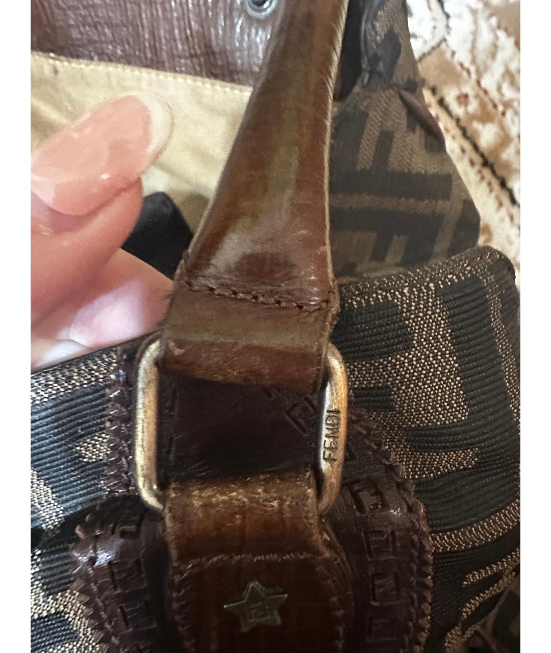 FENDI Коричневая тканевая сумка с короткими ручками, фото 2