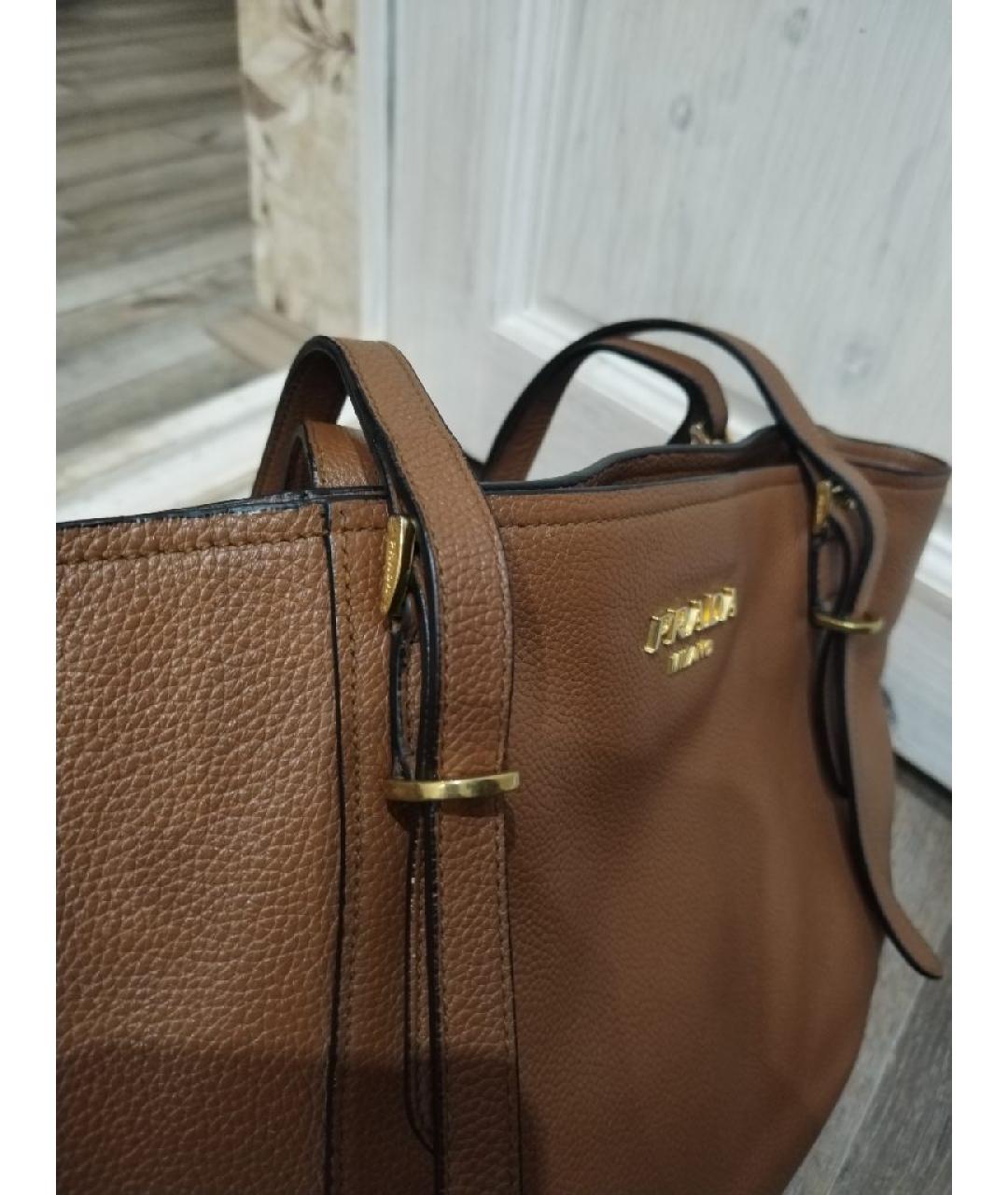 PRADA Коричневая кожаная сумка через плечо, фото 3