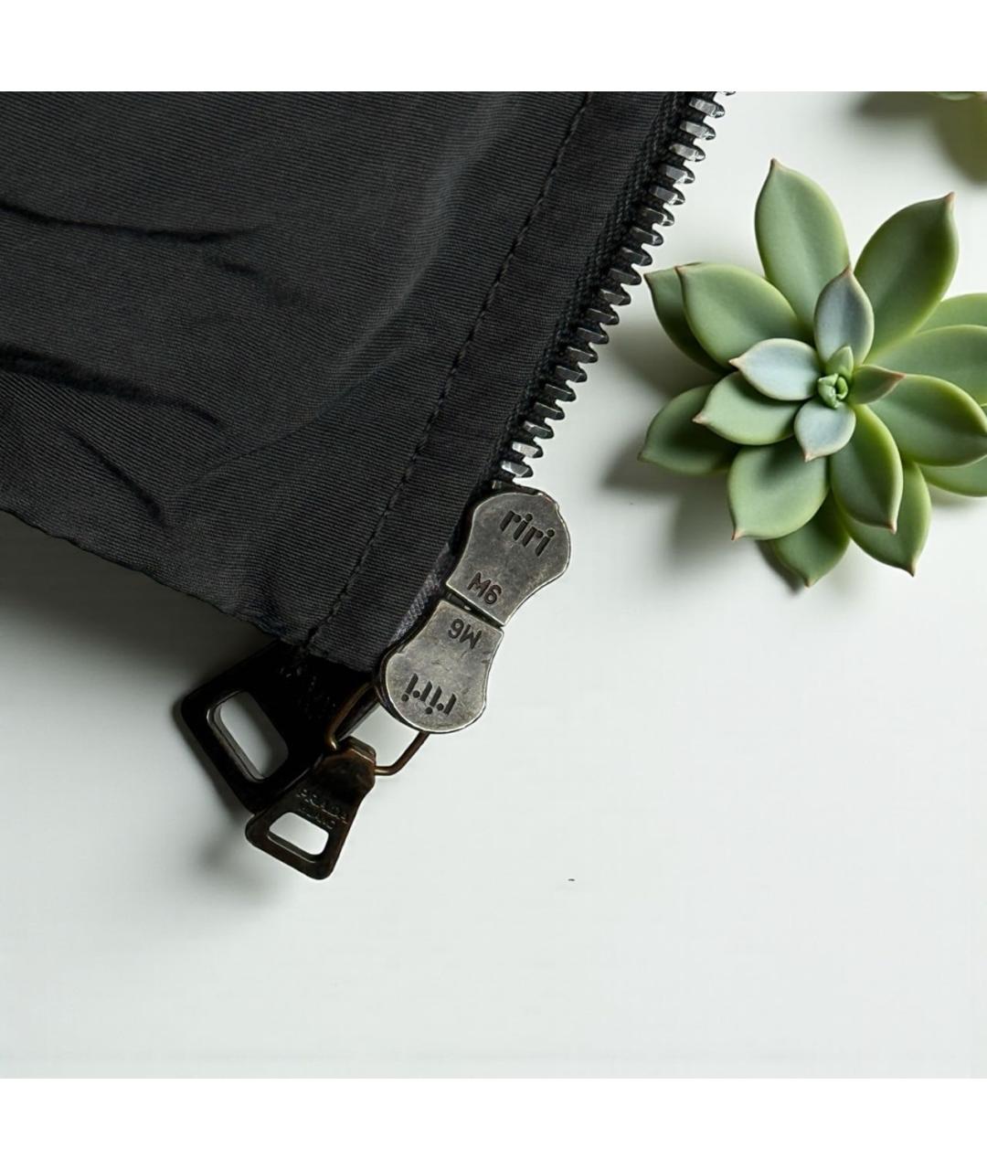 PRADA Антрацитовый шелковый пуховик, фото 6