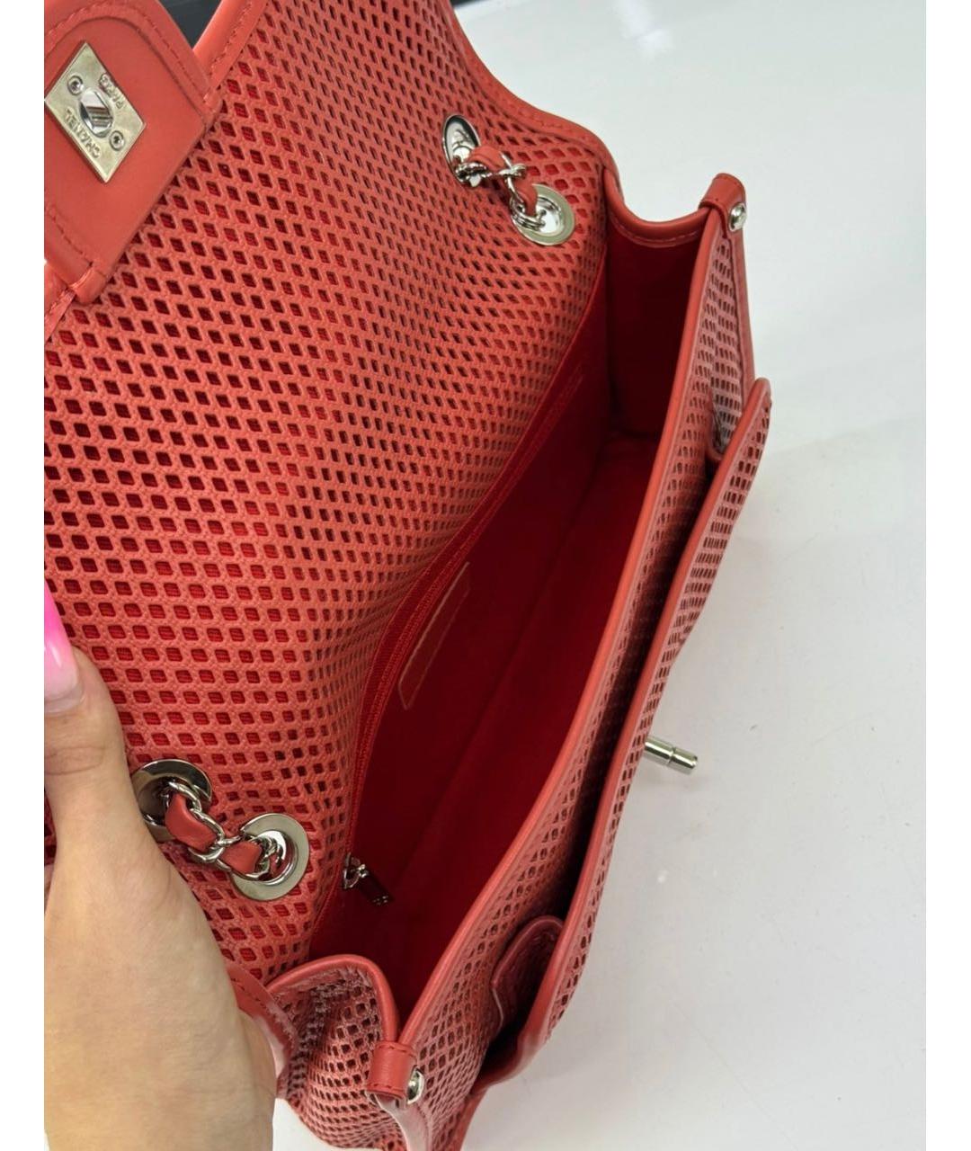 CHANEL Красная кожаная сумка через плечо, фото 4