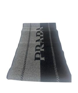 PRADA Шарф