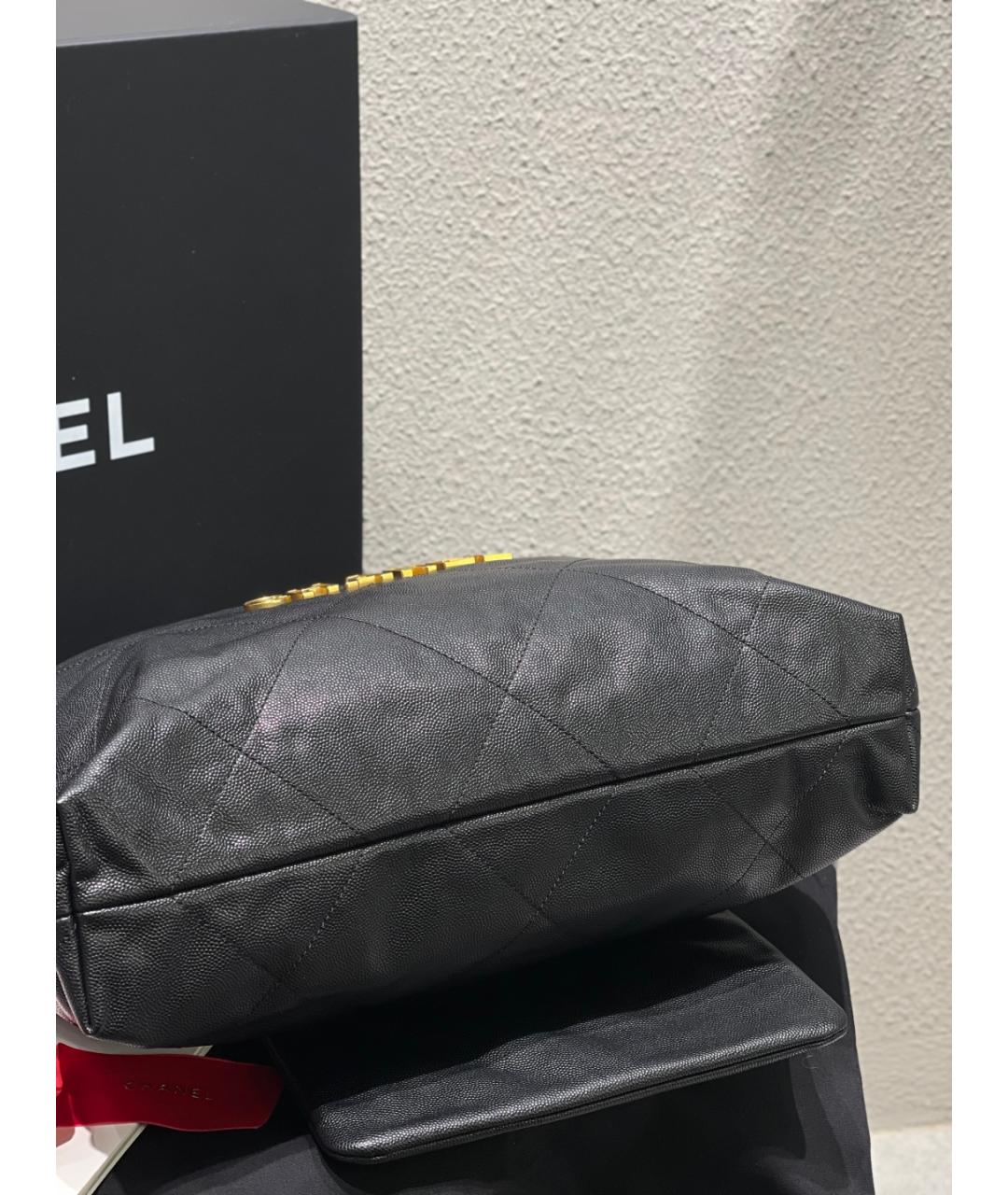 CHANEL Черная кожаная сумка через плечо, фото 6