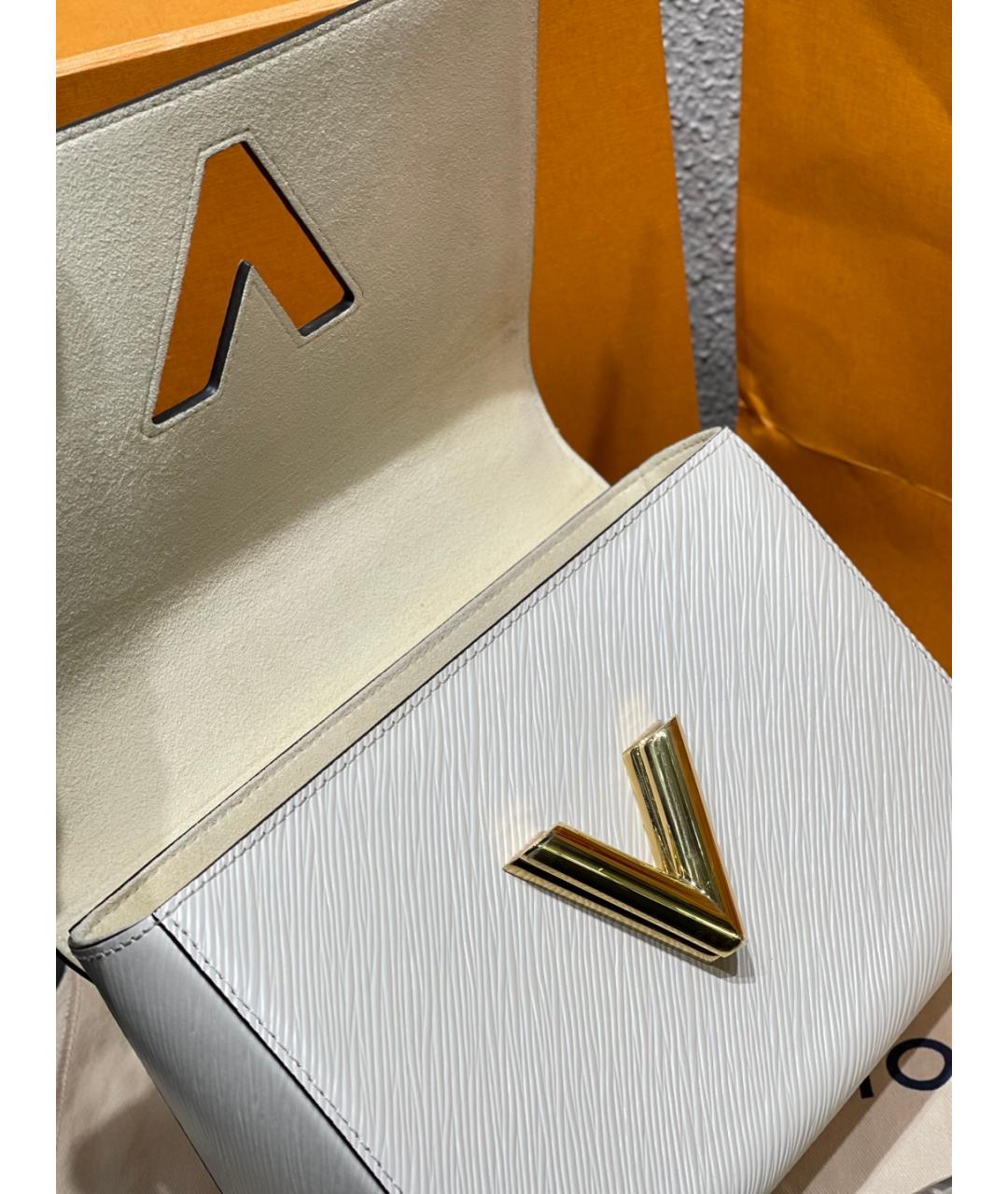 LOUIS VUITTON Белая кожаная сумка через плечо, фото 7