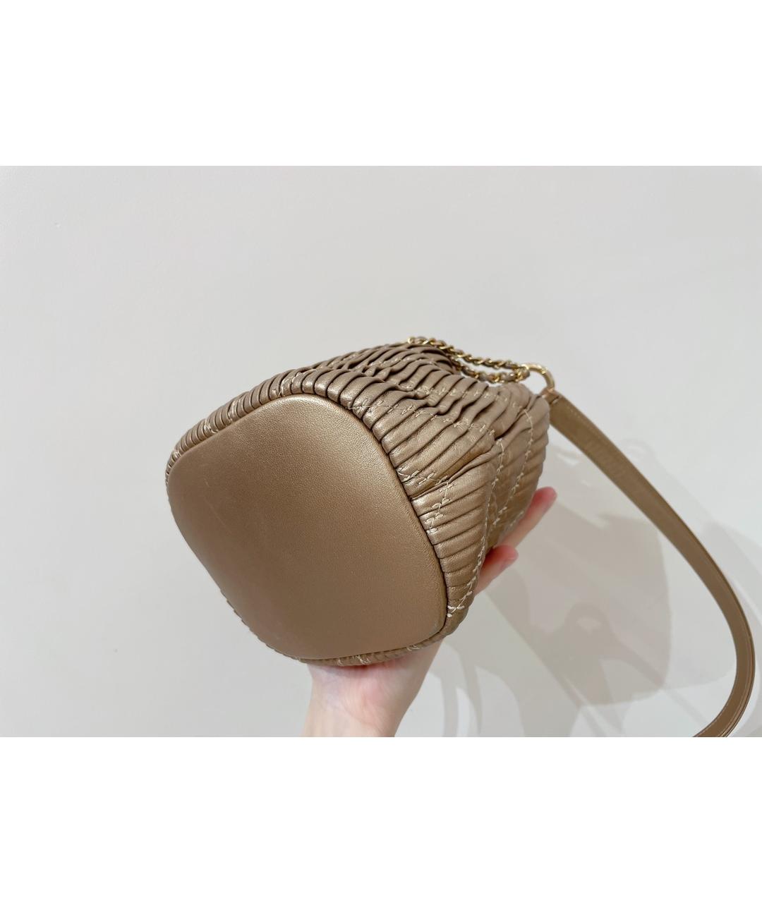 CHANEL Золотая кожаная сумка тоут, фото 5