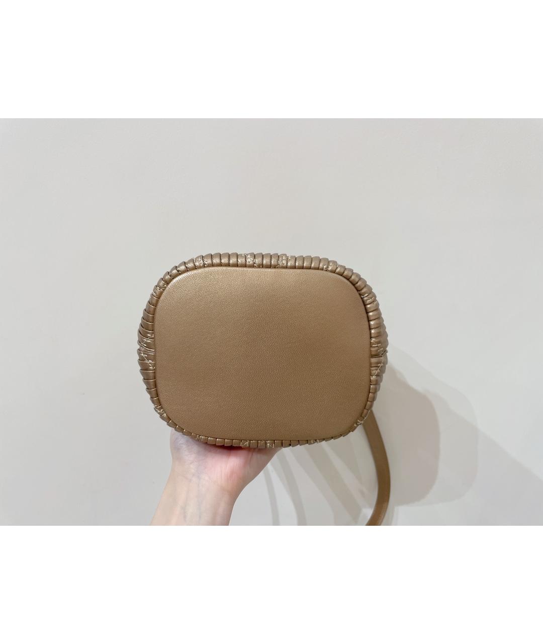 CHANEL Золотая кожаная сумка тоут, фото 4