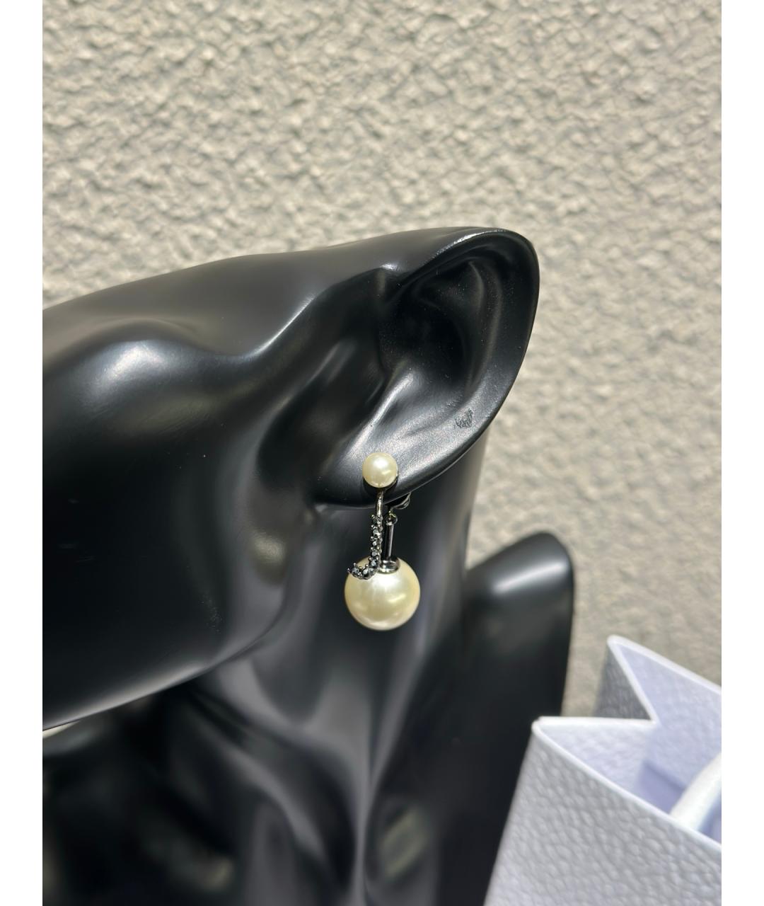 CHRISTIAN DIOR Белые металлические серьги, фото 7