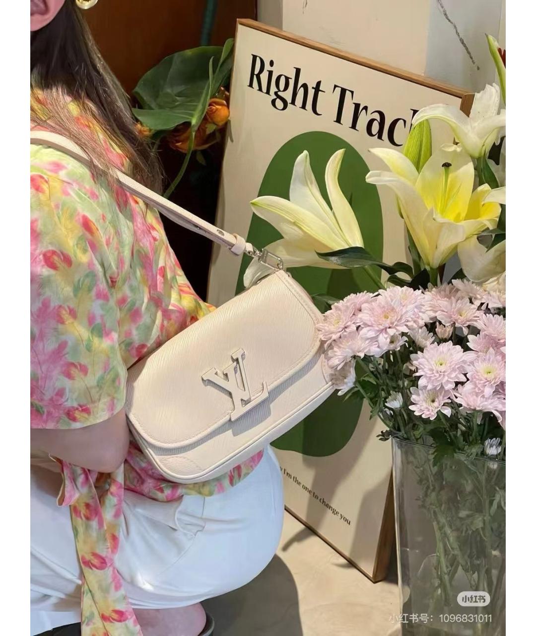 LOUIS VUITTON Бежевая кожаная сумка через плечо, фото 6