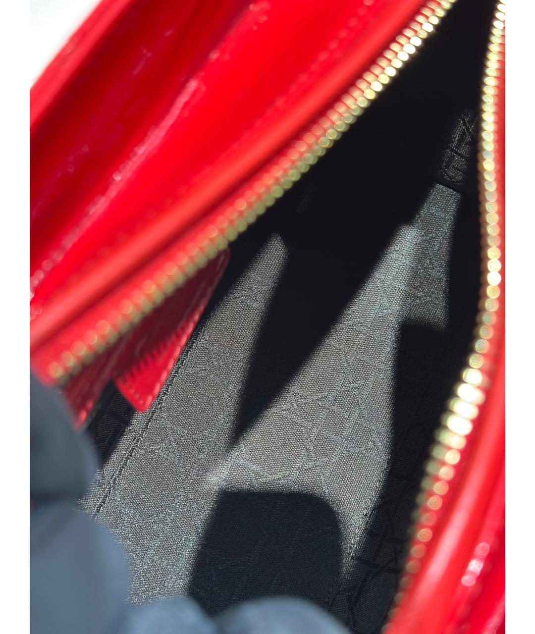CHRISTIAN DIOR Красная сумка тоут из лакированной кожи, фото 8