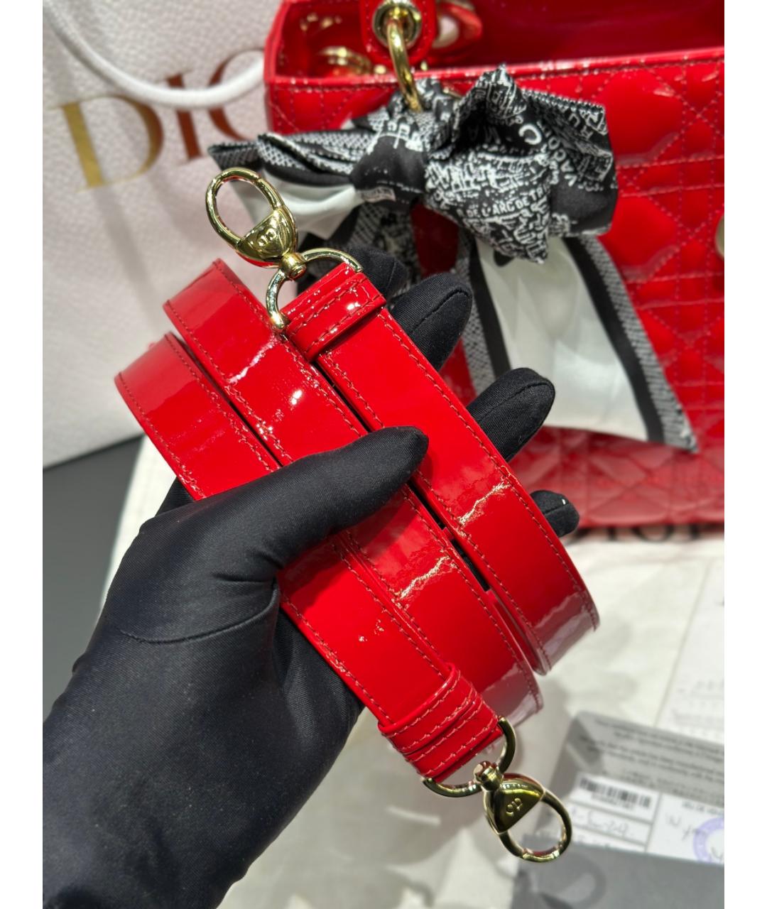 CHRISTIAN DIOR Красная сумка тоут из лакированной кожи, фото 9
