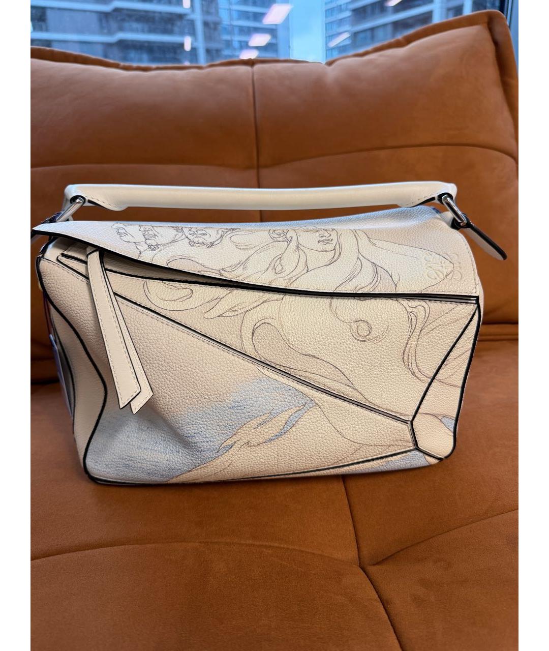 LOEWE Бежевая кожаная сумка с короткими ручками, фото 9