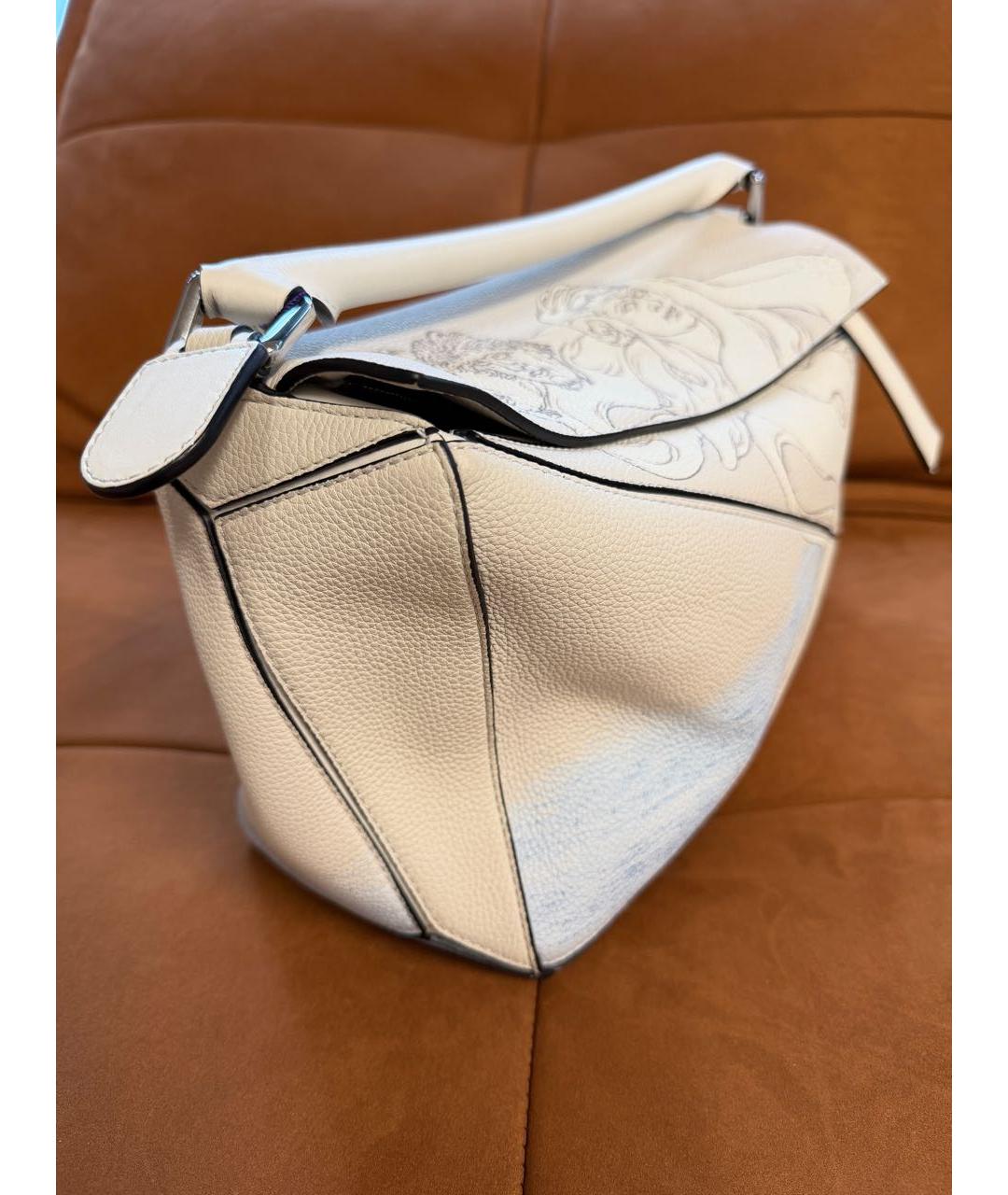 LOEWE Бежевая кожаная сумка с короткими ручками, фото 5