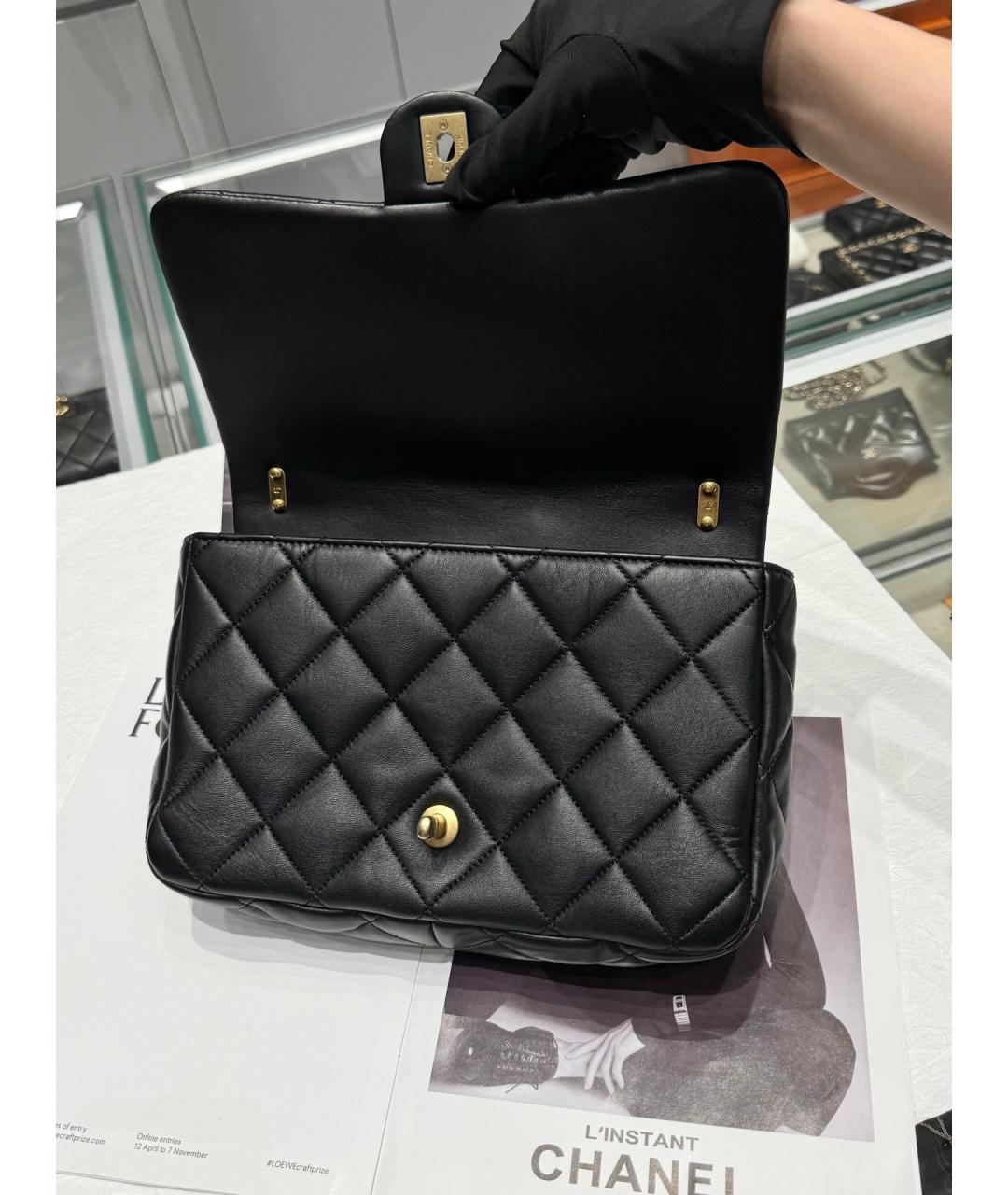CHANEL Черная кожаная сумка через плечо, фото 6