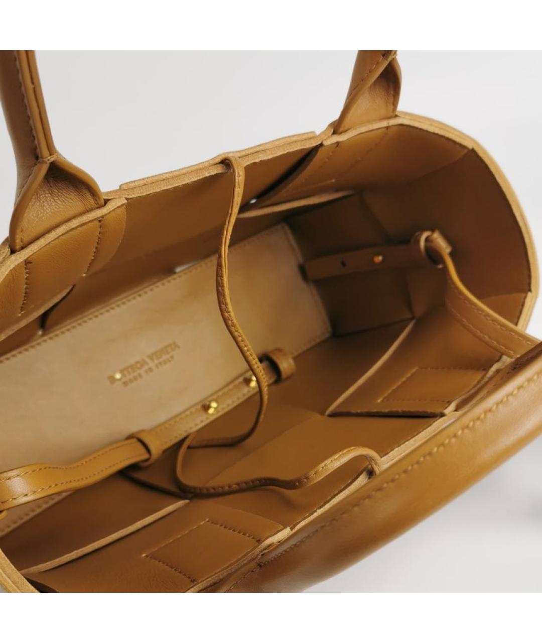 BOTTEGA VENETA Бежевая кожаная сумка через плечо, фото 4